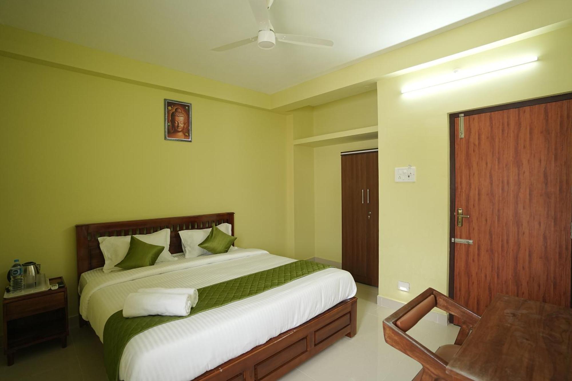 Le Leos Park Inn Pondicherry Luaran gambar