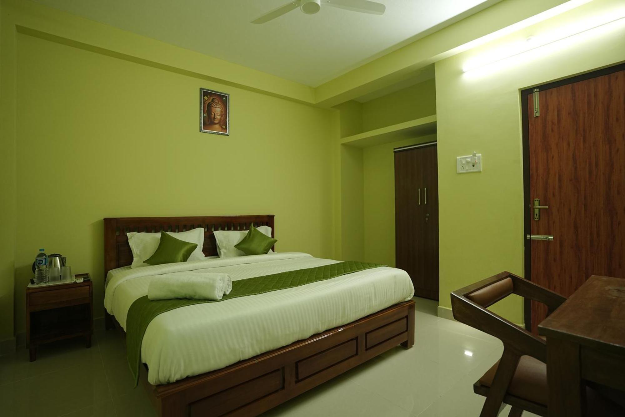 Le Leos Park Inn Pondicherry Luaran gambar
